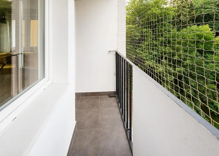 Saska Kepa Comfy By Bookinghost Apartamento *