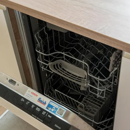 Saska Kepa Comfy By Bookinghost